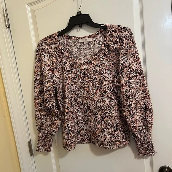 Loft Smocked Cuff Top Textured Balloon Sleeve Blouse - Picture 2 of 6